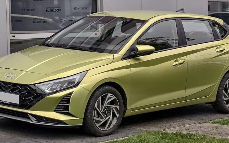 Hyundai i20 taxi for hire in Himachal Pradesh