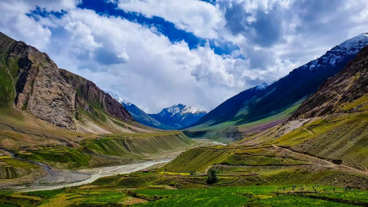 Spectacular Spiti Sojourn