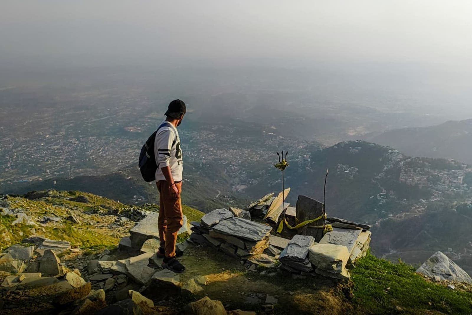Triund → Lahesh Cave (3,500 m)